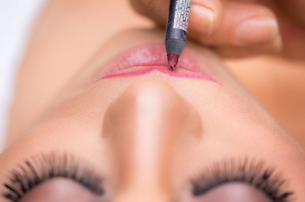 Tendance maquillage printemps 2017 : le rose dans tous ses états !
